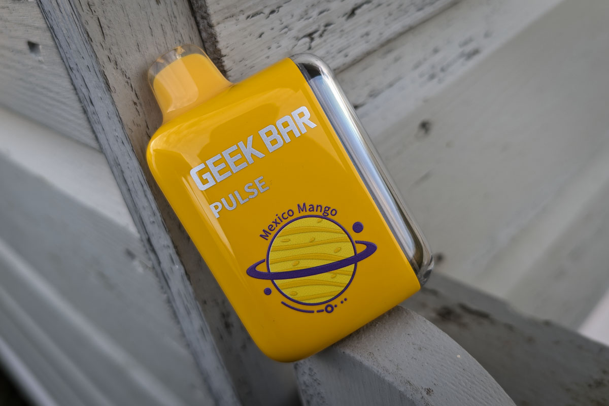 mexico mango geek bar flavor review Review of Geek Bar Pulse Mexico Mango and Nexa Strawberry Mango Vapes main image 1