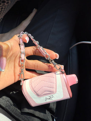 Raz Purse Vape in sour strawberry flavor, stylish handbag-inspired design.