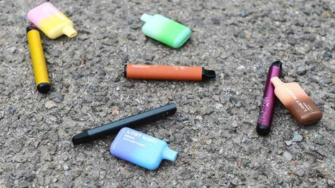 how to safely dispose of single use vapes like geek bars